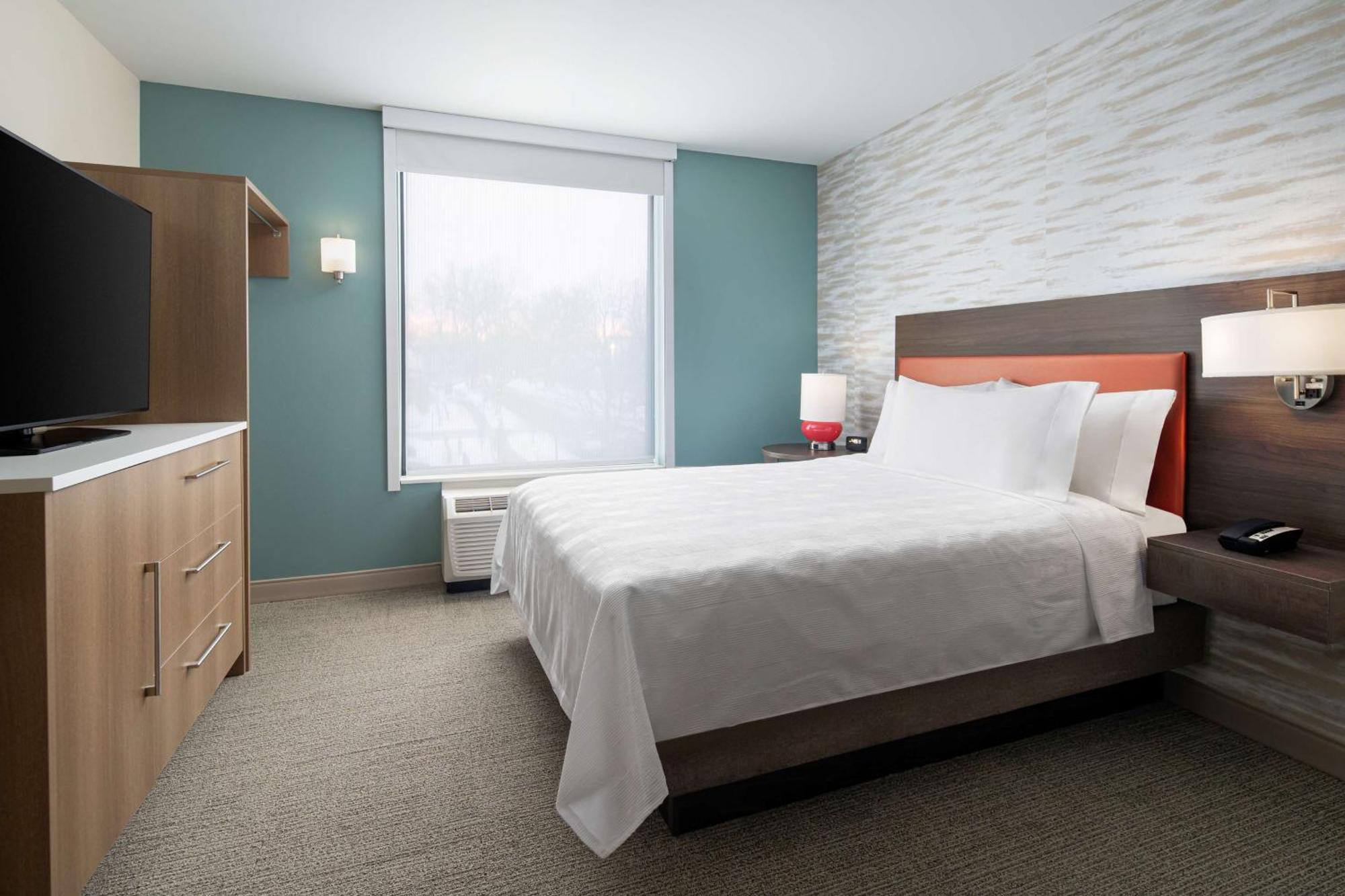 Home2 Suites By Hilton Des Moines At Drake University Eksteriør bilde