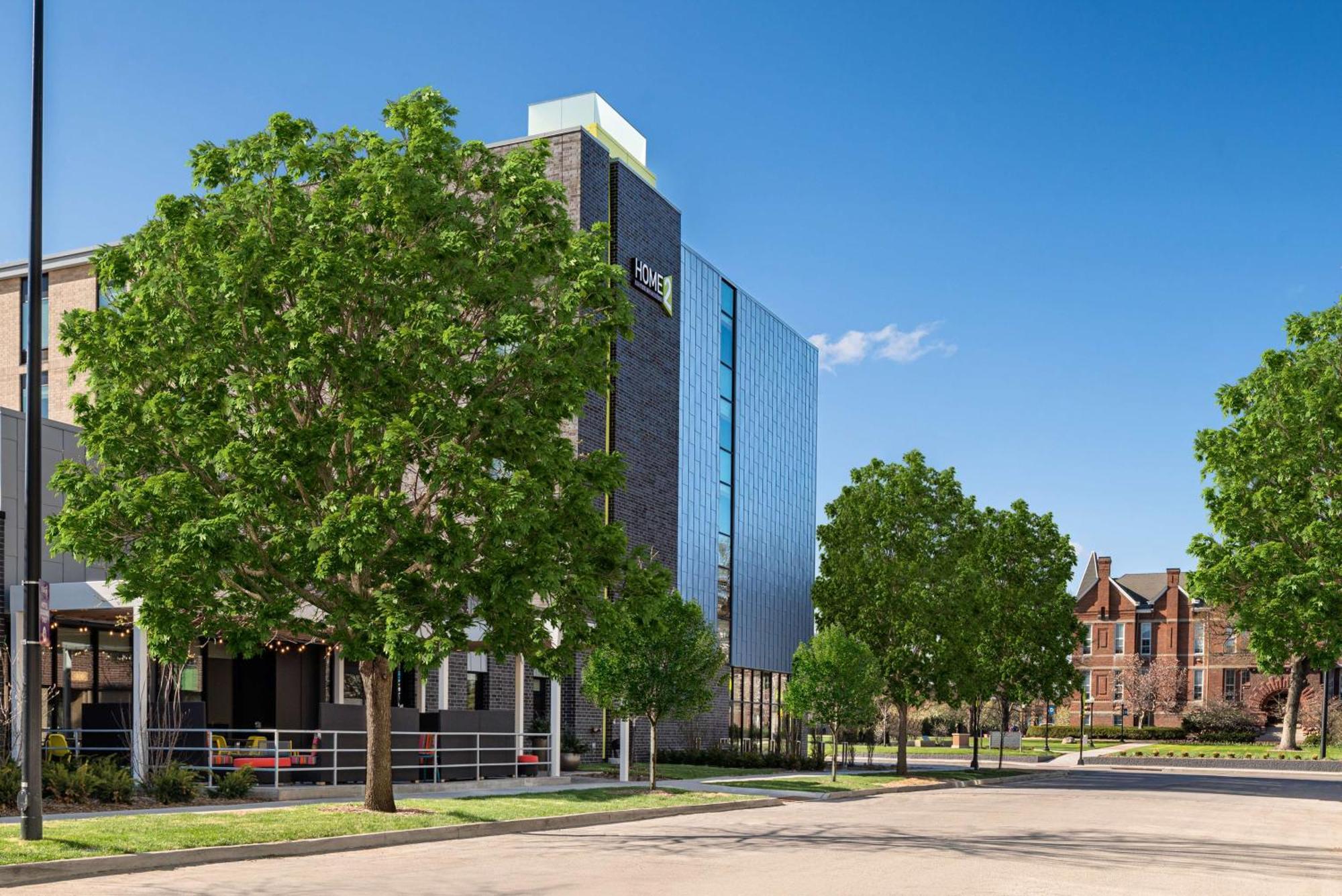 Home2 Suites By Hilton Des Moines At Drake University Eksteriør bilde