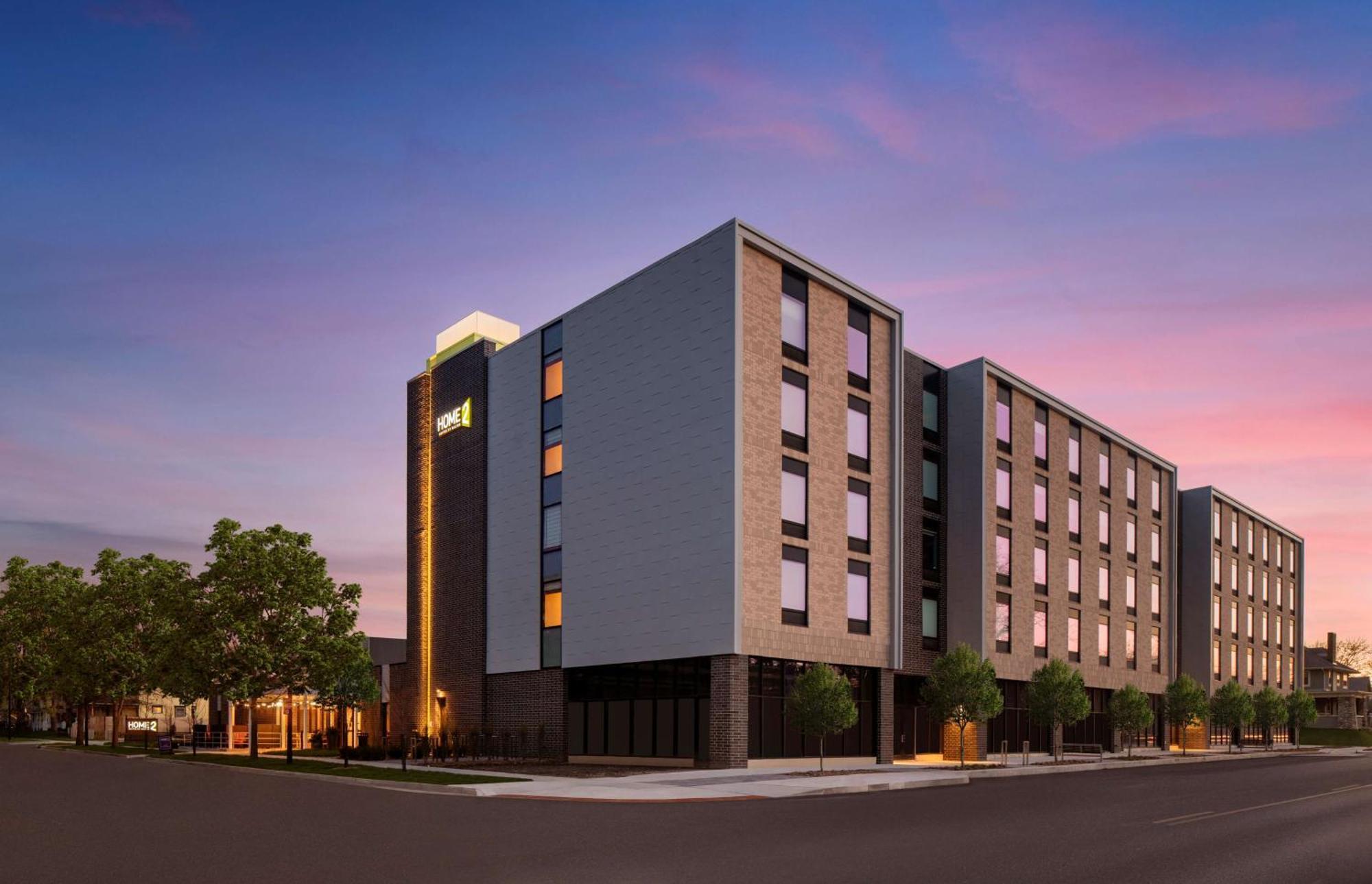 Home2 Suites By Hilton Des Moines At Drake University Eksteriør bilde